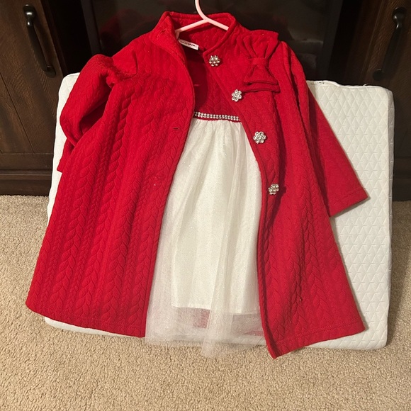 Toddler size 4. Elegant Red Girls' Coat with Bow - Picture 3 of 4